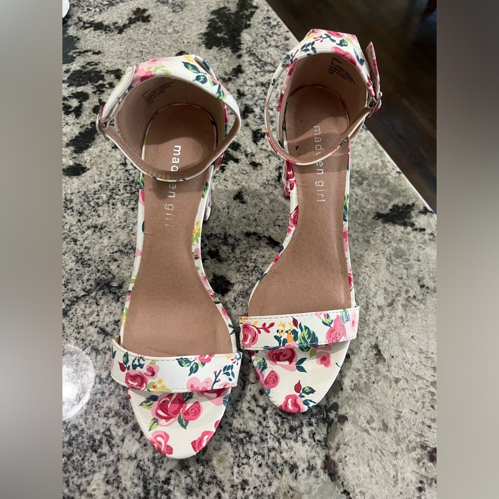 Madden Girl Women’s Size 8 Floral Heels
